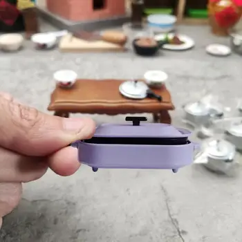 Mini trīsdimensiju Cooking Pot Namiņš Miniatūra leļļu Namiņš Pankūku Veidotājs ar Vāku Multi Layer Virtuves Pot Izlikties