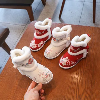 Jaunu izšūti bērnu ziemas apavus, siltu plīša Ziemassvētku kurpes Dejas zābaki meitenēm bieza-soled Jauno Gadu apavi