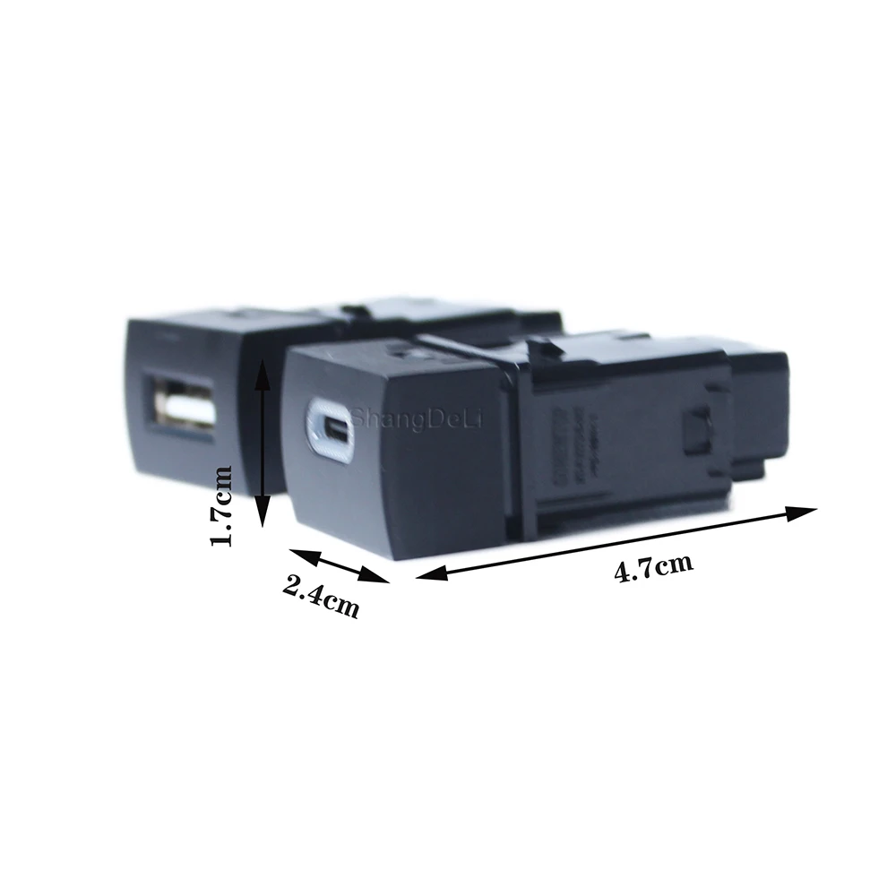 Jaunu Modificētu QC3.0 Saprātīga Ātri Telefonu Uzlādes USB Lādētāja Ligzdas Adapteris Mitsubishi Outlander 2023 Piederumi1