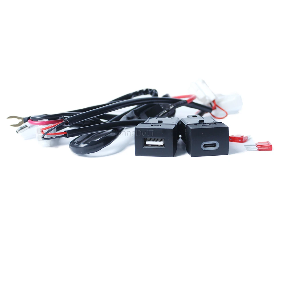 Jaunu Modificētu QC3.0 Saprātīga Ātri Telefonu Uzlādes USB Lādētāja Ligzdas Adapteris Mitsubishi Outlander 2023 Piederumi5