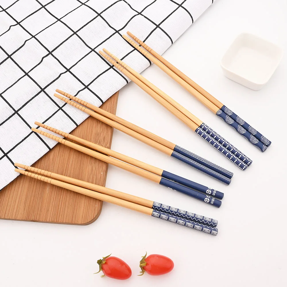 1Pair Zilā Atkārtoti Roku darbs Chopstick Bambusa Japāņu Dabīgā Koka Irbulīši Suši Pārtikas Ziedu Koka Karbonāde Nūjas Trauki3